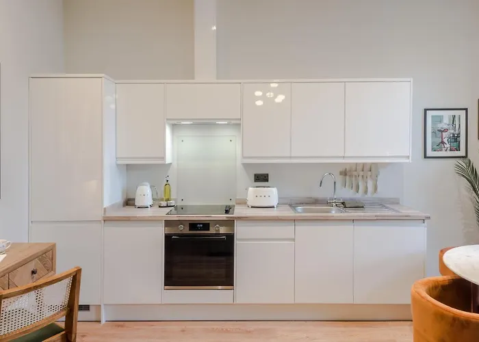 Redland Place - Your Apartmán *