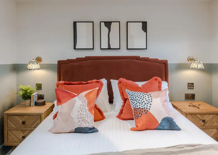 Redland Place - Your Bristol